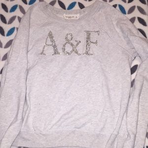✨Abercrombie and Fitch sweater✨